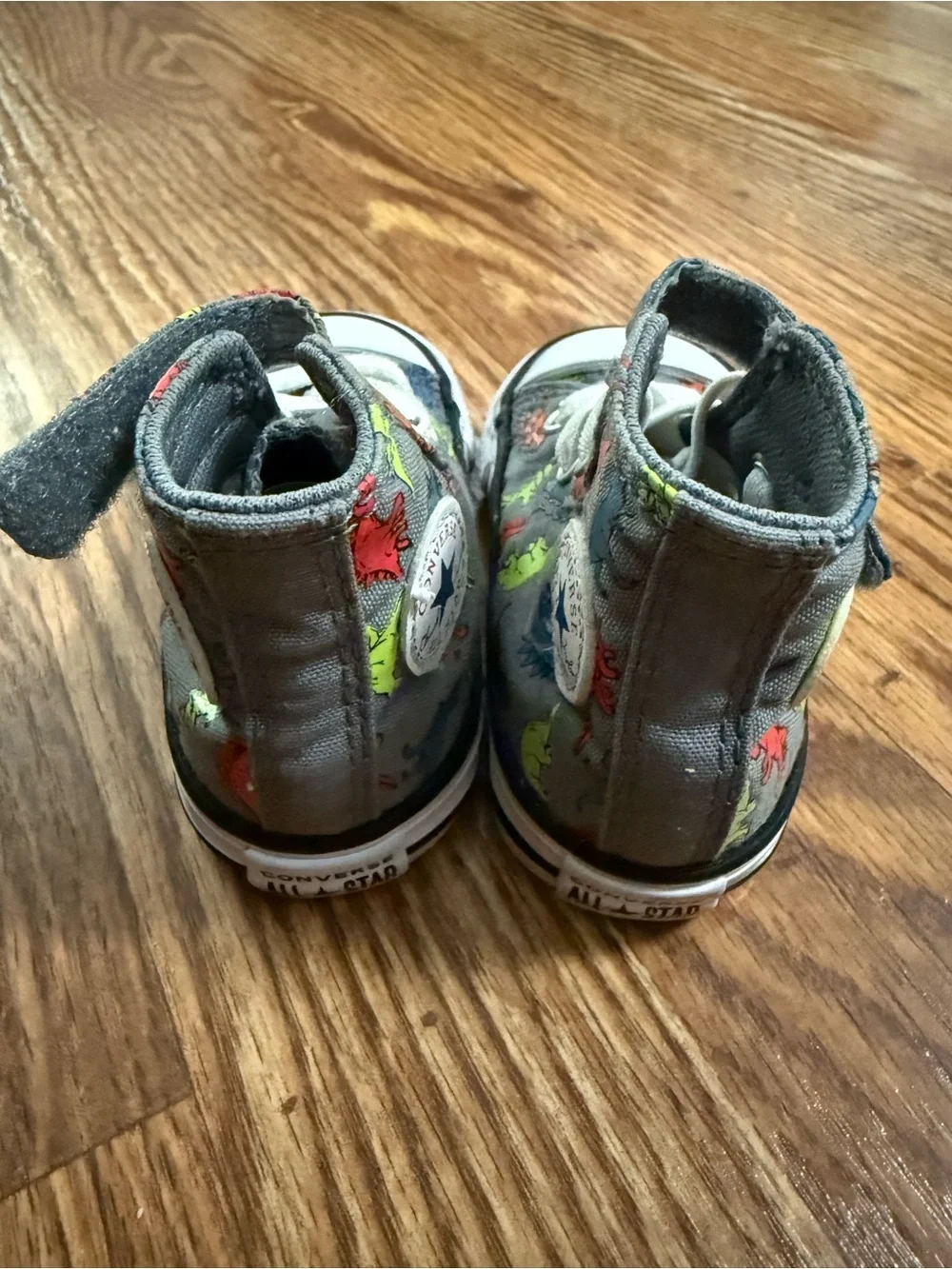 Converse Chuck Taylor All-Star Gray Dinoverse High Top Sneaker Shoes Infant Sz 4